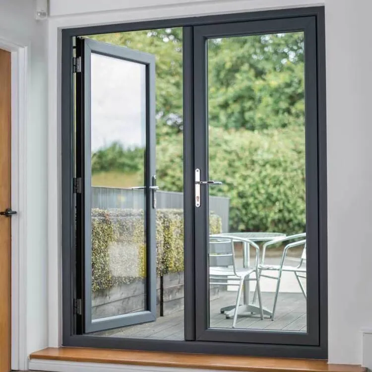 Alumiiniseoksesta valmistetut ovet