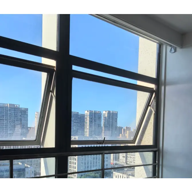 Alumiiniseos Ulos avautuvat ikkunat